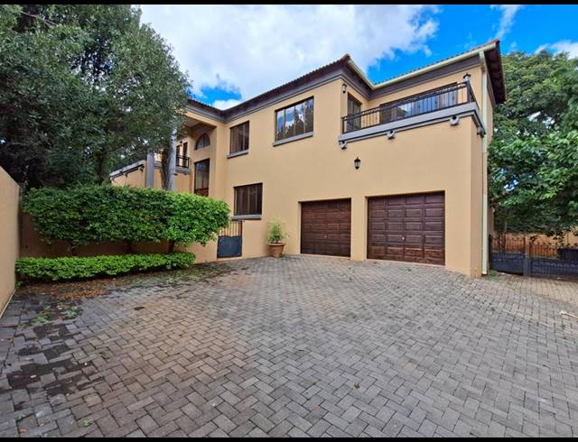 4 BEDROOM PROPERTY TO RENT IN FAERIE GLEN